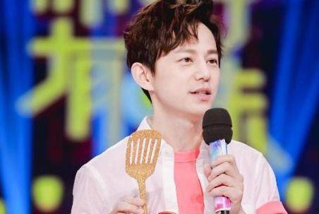 那英何炅最新爆料视频,娱乐圈幕后故事大公开  第1张